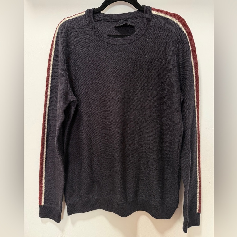 Velvet by Graham & Spencer Navy Knit Top